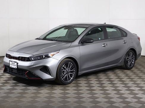 Used 2022 Kia Forte GT-Line w/ GT-Line Premium Package image 9