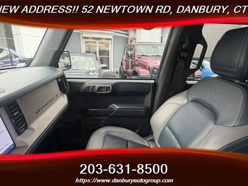 Used 2024 Ford Bronco Outer Banks w/ Sasquatch Package AWD/4WD image 16