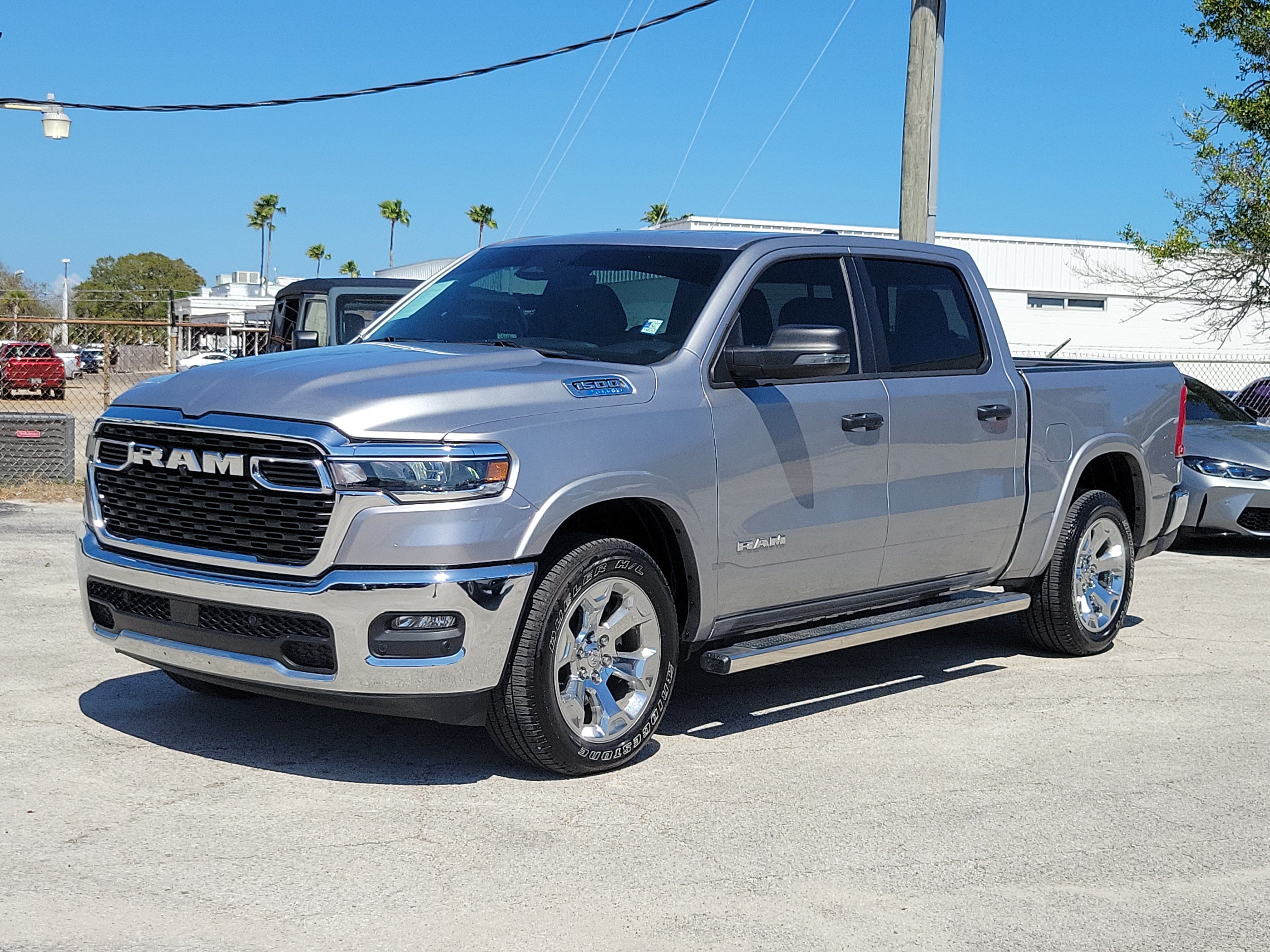 Used 2025 RAM 1500 Big Horn AWD/4WD image 2