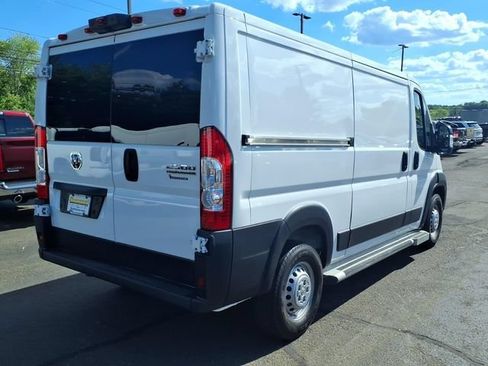 Used 2025 RAM ProMaster 2500 w/ U-Haul Equipment Group FWD image 10