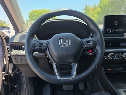 Used 2024 Honda CR-V EX image 13
