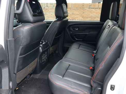 Used 2024 Nissan Titan PRO-4X w/ Pro-4x Convenience Package image 6