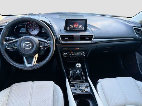 Used 2018 MAZDA MAZDA3 Grand Touring w/ Premium Equipment Package image 15