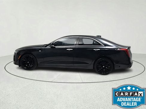 Used 2020 Cadillac CT4 Premium Luxury RWD image 3