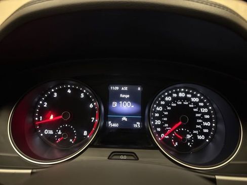 Used 2021 Volkswagen Atlas SE image 13