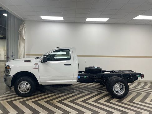 New 2026 RAM 3500 Tradesman w/ Chrome Appearance Group A image 3