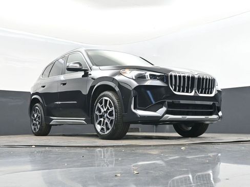 Used 2025 BMW X1 xDrive28i image 44