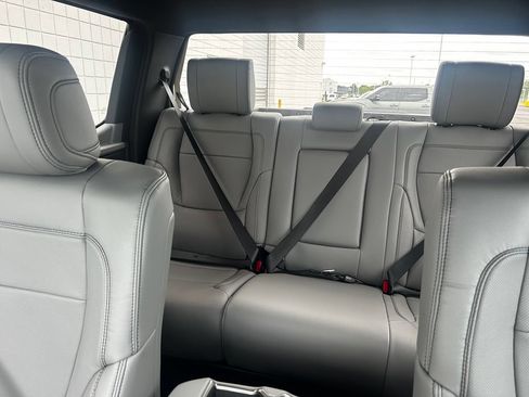 New 2026 Toyota Tundra Limited AWD/4WD image 18