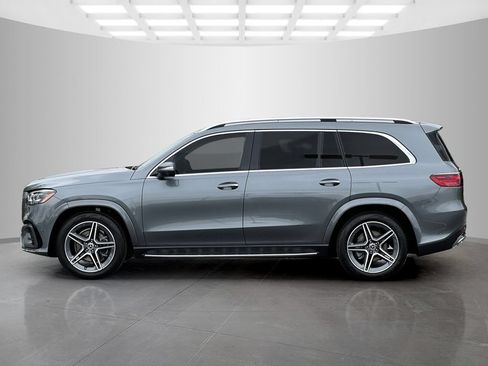 Used 2026 Mercedes-Benz GLS 450 4MATIC image 3