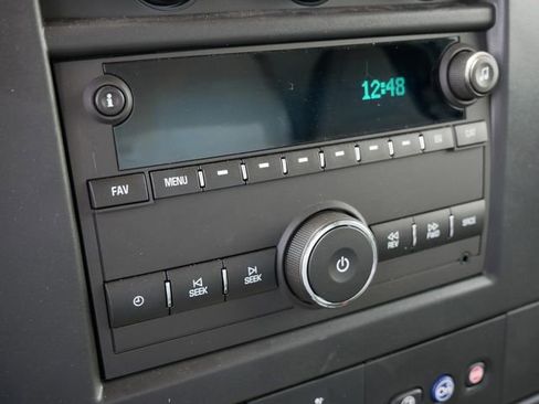 New 2025 Chevrolet Express 4500 Extended w/ Power Convenience Package RWD image 11