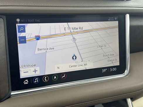 Used 2021 GMC Yukon Denali w/ Denali Premium Package image 14