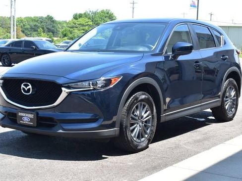 Used 2017 MAZDA CX-5 Touring w/ Preferred Equipment Package AWD/4WD image 14