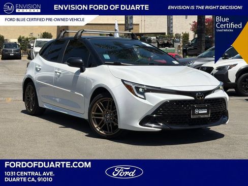 Used 2025 Toyota Corolla Hatchback w/ SE Package FWD image 1