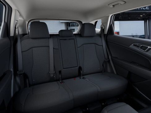 New 2026 Kia Sportage LX image 16