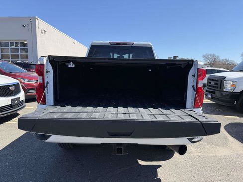 Certified 2022 Chevrolet Silverado 3500 High Country w/ Safety Package II AWD/4WD image 8