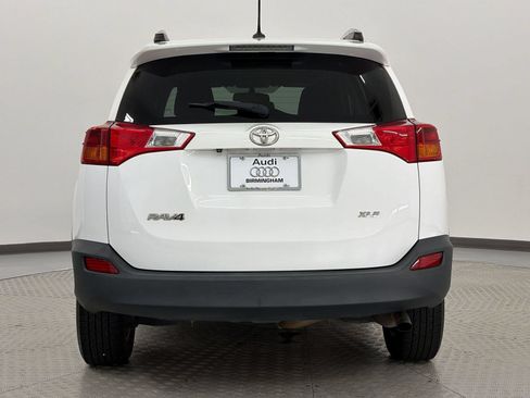 Used 2013 Toyota RAV4 XLE FWD image 10