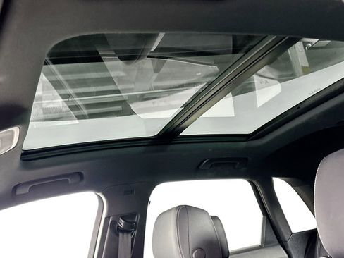 Used 2023 Audi Q3 2.0T Premium Plus w/ Premium Plus Package image 18