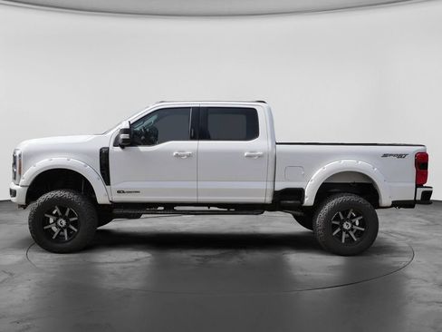 Used 2023 Ford F250 Lariat w/ Lariat Ultimate Package AWD/4WD image 8