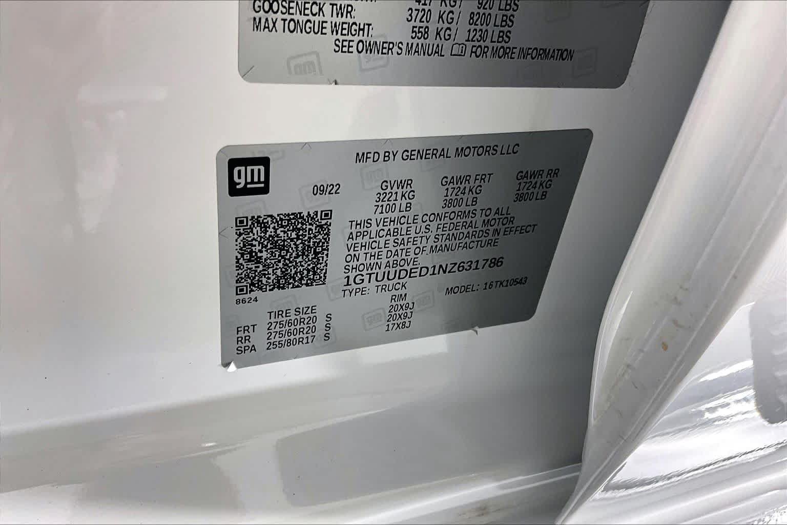 Used 2022 GMC Sierra 1500 SLT w/ SLT Convenience Package AWD/4WD image 18