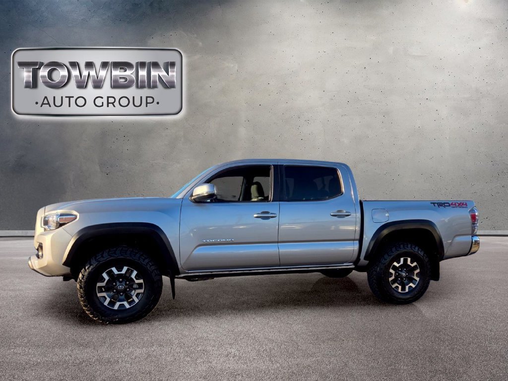 Used 2020 Toyota Tacoma TRD Off-Road AWD/4WD image 7