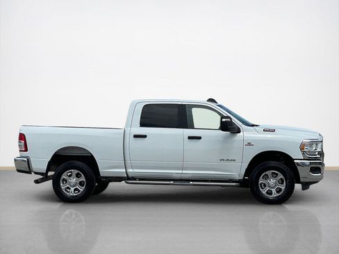 Used 2024 RAM 2500 Big Horn AWD/4WD image 9