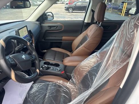 Used 2024 Ford Bronco Sport Badlands w/ Premium Package AWD/4WD image 12