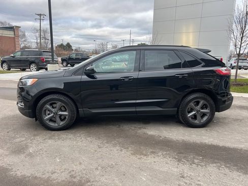 Used 2023 Ford Edge SEL w/ Sport Appearance Package image 8