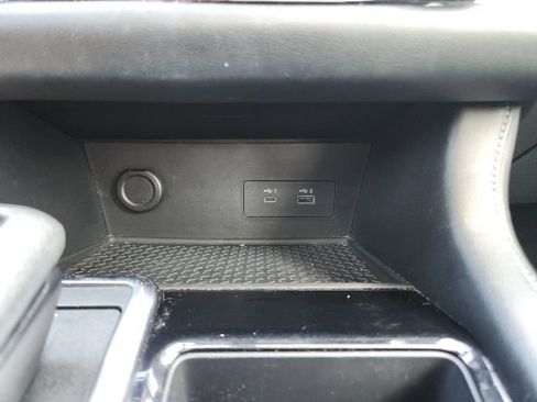 Used 2022 Nissan Pathfinder SV w/ SV Premium Package FWD image 30