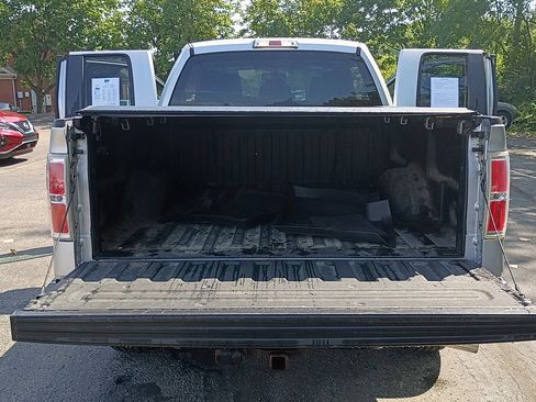 Used 2011 Ford F150 XLT w/ XLT Chrome Pkg AWD/4WD image 13