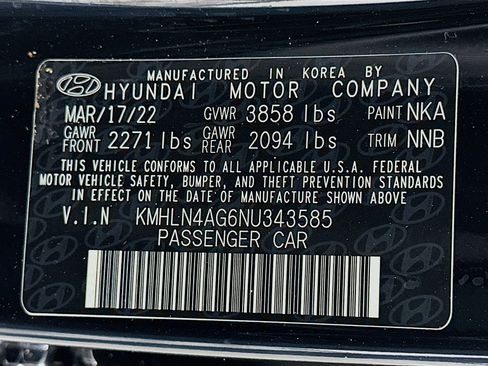 Used 2022 Hyundai Elantra SEL w/ Convenience + Premium Package FWD image 12