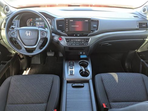 Used 2023 Honda Ridgeline Sport image 11