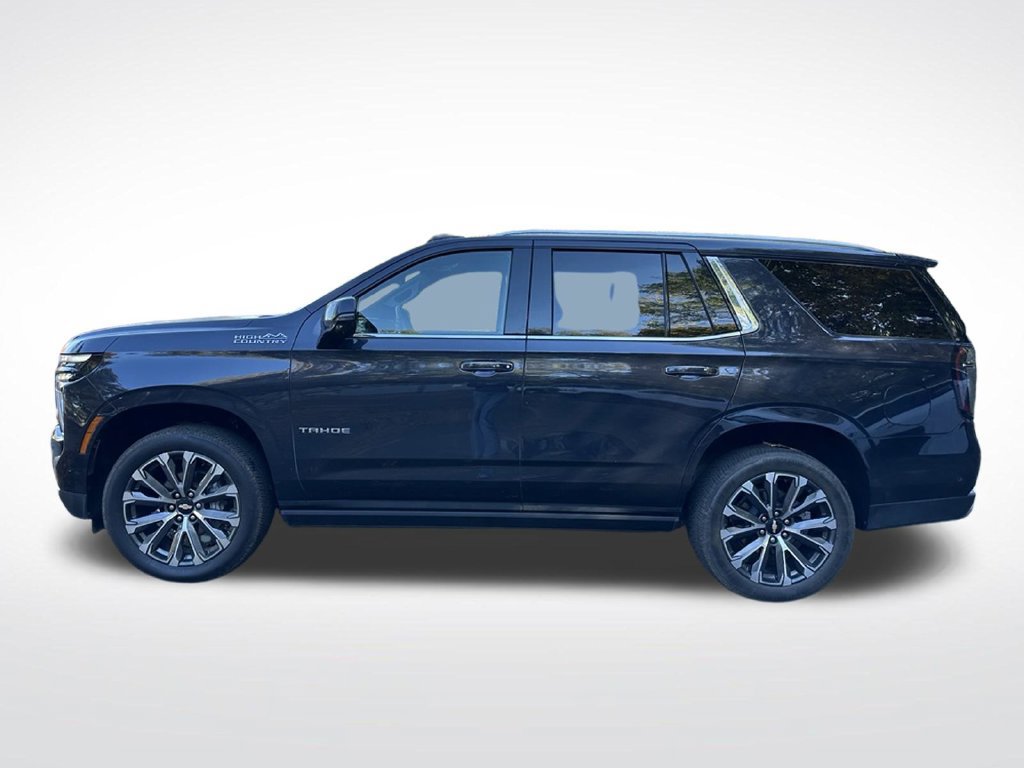 Used 2025 Chevrolet Tahoe High Country AWD/4WD image 2