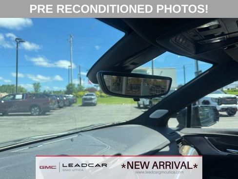 Used 2023 Cadillac XT5 Sportv w/ Platinum Package AWD/4WD image 22