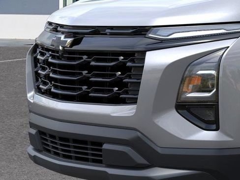 New 2026 Chevrolet Equinox LT w/ Midnight Edition FWD image 32