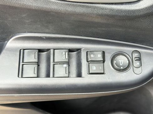 Used 2019 Honda Fit EX-L image 12
