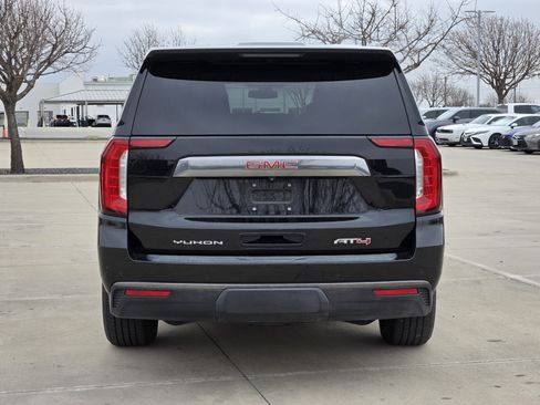 Used 2021 GMC Yukon XL AT4 w/ AT4 Premium Plus Package image 5