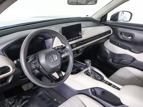 Used 2023 Honda HR-V LX image 23