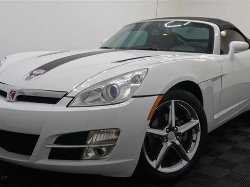 Used 2008 Saturn Sky w/ Premium Trim Package RWD image 30