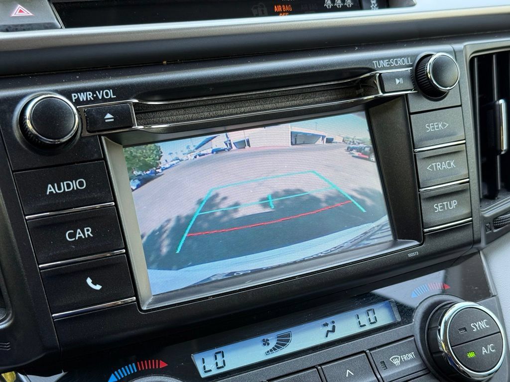 Used 2018 Toyota RAV4 XLE w/ All Weather Liner Package FWD image 4