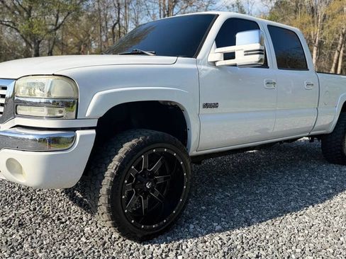 Used 2007 GMC Sierra 2500 SL w/ Heavy-Duty Power Package image 3