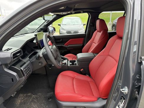 Used 2025 Toyota 4Runner TRD Pro AWD/4WD image 10