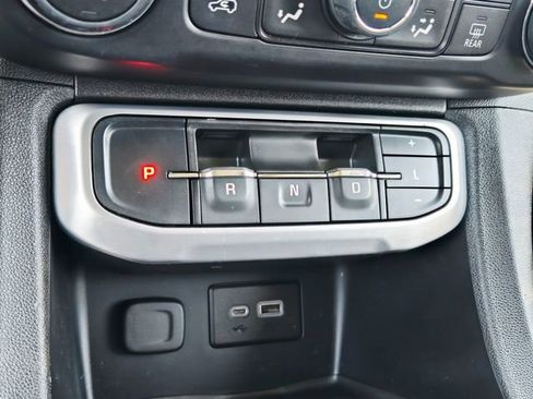 Used 2020 GMC Acadia SLE w/ Driver Convenience Package AWD/4WD image 14