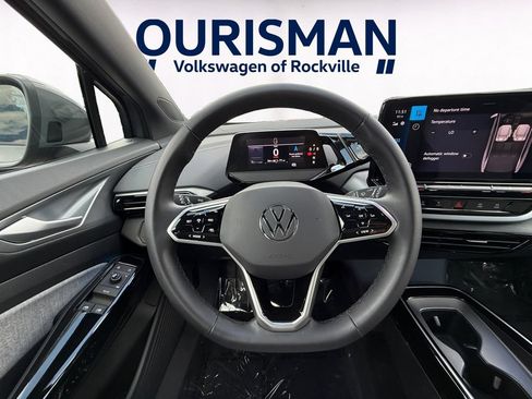Used 2024 Volkswagen ID.4 2WD image 14