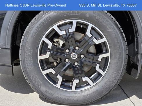 Used 2019 Nissan Pathfinder SL image 12