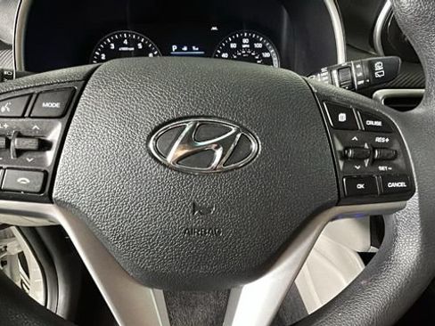 Used 2021 Hyundai Tucson SEL FWD image 13