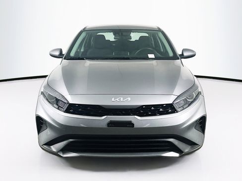 Used 2024 Kia Forte LXS image 2