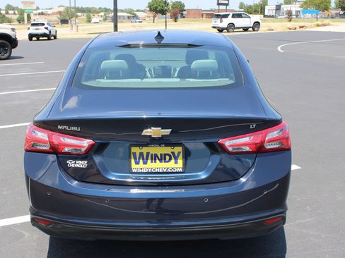 Used 2022 Chevrolet Malibu LT FWD image 7
