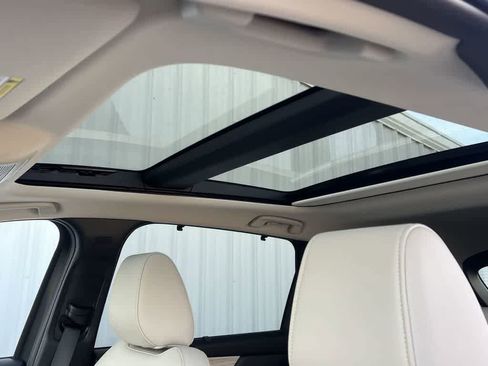 Certified 2025 MAZDA CX-90 Plug-In Hybrid w/Premium Sport image 18