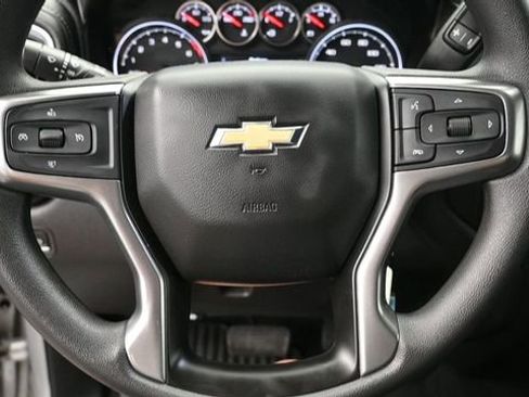 Used 2020 Chevrolet Silverado 1500 LT w/ Bed Protection Package AWD/4WD image 18