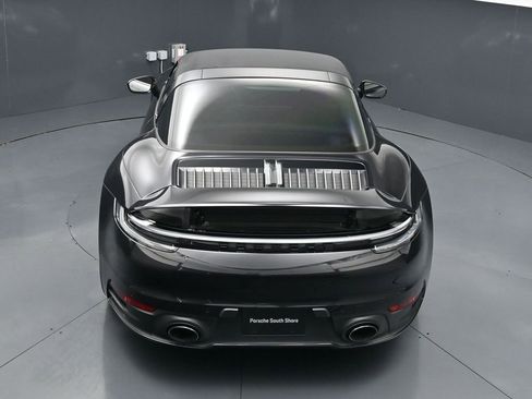 Certified 2021 Porsche 911 Targa 4S AWD/4WD image 15